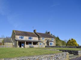 Broadmeadows Farm, holiday home in Butterton