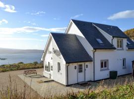Lily Lodge - Uk31958, vacation home in Diabaig
