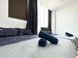 ITCC Manhattan by StayIn 5pax
