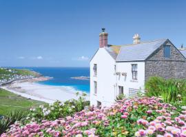 Sevenstones, cottage in Trevilley