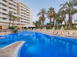 Welikehotel Marfil Playa, hotell i Sa Coma