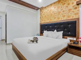 FabHotel Luck Inn Residency, מלון ב-Old Mahabalipuram Road, צ'נאי
