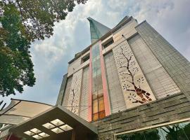 Hemangini Hotel Bandung, hotel v destinaci Bandung