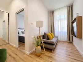 Chariming and Comfy Studio