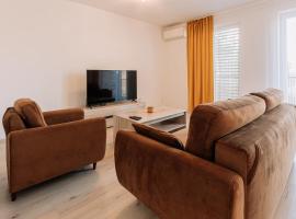 Sunrise Apartments, hotel en Senec