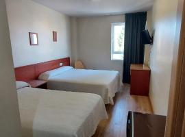 Hotel Ruta del Duero: La Cistérniga'da bir otel