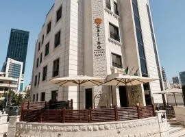 Celino Hotel