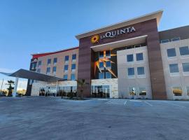 La Quinta Inn & Suites by Wyndham Del Rio, hotell sihtkohas Del Rio