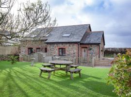 The Old Mill House, cottage in Welcombe