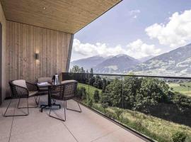 Panorama Eagle Lodge, cabin in Hart im Zillertal