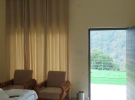 Hotel Anandam phata, hotel v destinaci Phata