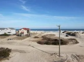 Semi-Oceanfront, Wild Horses, Hot Tub, Ocean Views! 4x2000, Sandfiddler Inn