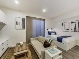 Brand New Stylish Studio Suite Near Downtown