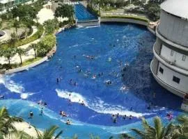 Manila Urban Resort at Azure