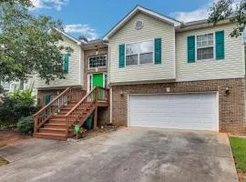 Atlanta Retreat with 2-Car Garage, Fenced Yard home