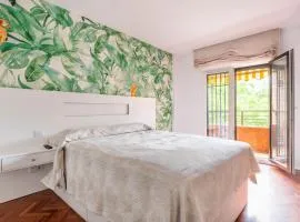 Bonita habitación con balcón