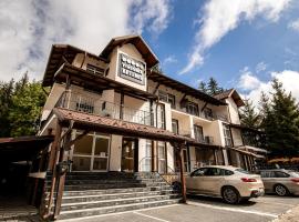 Artemis Villa: Poiana Brasov şehrinde bir Oda ve Kahvaltı