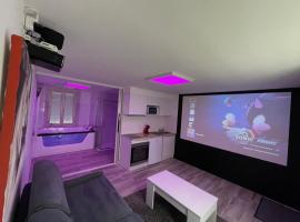 Studio Love Room spa 2 places et cinéma, hotel 