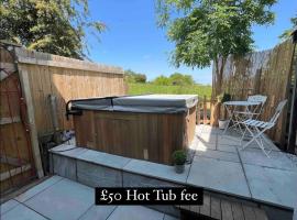 Bay Cottage, Hot Tub, holiday rental in Snitterfield