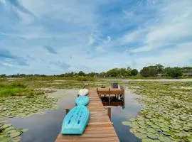 Lakefront Deltona Vacation Rental with Dock and Kayaks