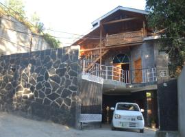Sardar House, Dunga Gali, hotel v destinaci Dunga Gali
