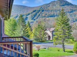 New York Retreat - Furnished Deck and Mountain Views, hotel v destinaci Lanesville
