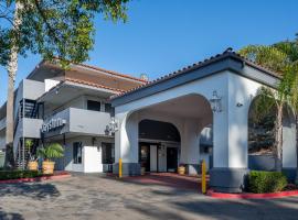 Days Inn by Wyndham Encinitas Moonlight Beach, hotel di Encinitas