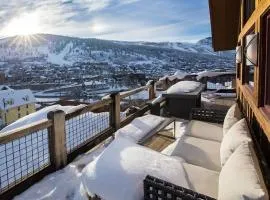 The Perch Park City - Magnificent 6 BR House With Views, Elevator, Game Room, Hot Tub