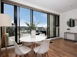 Aqua Views of the bay in Mornington