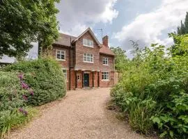 Gardeners Cottage - Nowton Park