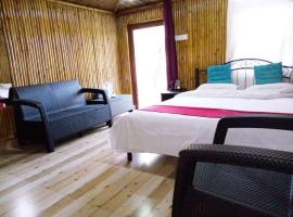 The Giggle Homestay, hotel em Cherrapunji
