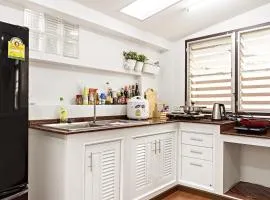 Suttisan 地铁口二层独栋花园别墅 五卧室三卫