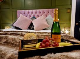 Hamilton-The Cruck Luxury Let, lemmikloomasõbralik hotell sihtkohas Scorton