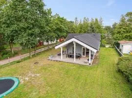 Holiday Home Keijo - 150m from the sea in Djursland and Mols by Interhome