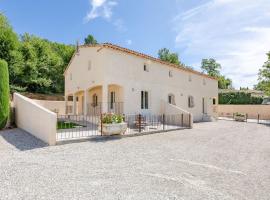 Holiday Home Marges by Interhome, khách sạn biển ở Bauduen