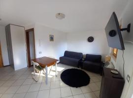 CASA TATA -Appartamento vista mozzafiato, self-catering accommodation in Lizzola Alta