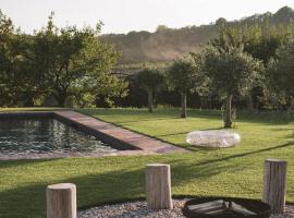 CA`NOVA AGRITURISMO, farm stay in Castellaro