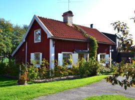 Stuga med lantlig känsla nära Örebro city, cottage in Örebro