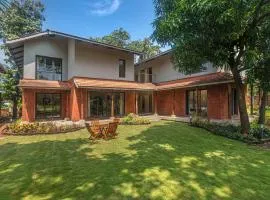 SaffronStays Amavi Beach House