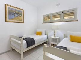 Beachfront apartment, appart'hôtel au Cap