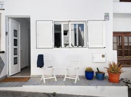 Casa Marion, holiday home in El Golfo