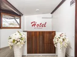 Hotel La Platouri