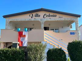 Villa Colonia Vir, מלון חוף בויר