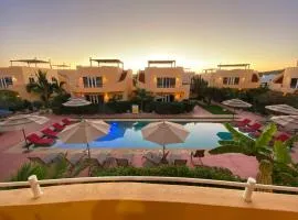 2B - Cerritos Beach Condo, Lrg Pool, Baja Sur