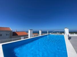 Luxury flat with ocean view Nazaré Sitio, luxury hotel in Nazaré