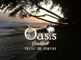 Oasis Beachfront Hostel, hotell sihtkohas Puerto Limón