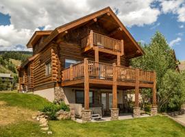 King's Cabin, hotel cu parcare din West Yellowstone