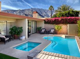 Sundance Villas by Private Villa Management, holiday home in Palm Springs