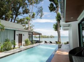 BeachHouse Pool Villas Krabi, rumah liburan di Krabi