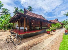 StayVista at La Riva Heritage Villa with Bicycle, hotel in Alleppey